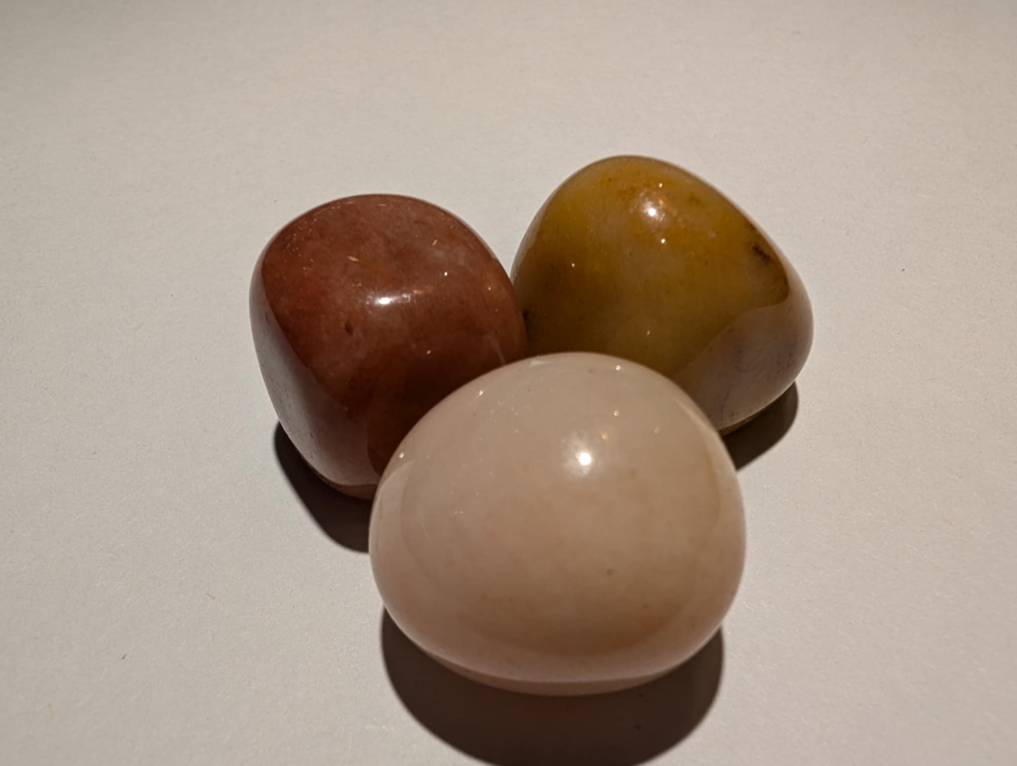 Honey Onyx Tumbled Stone