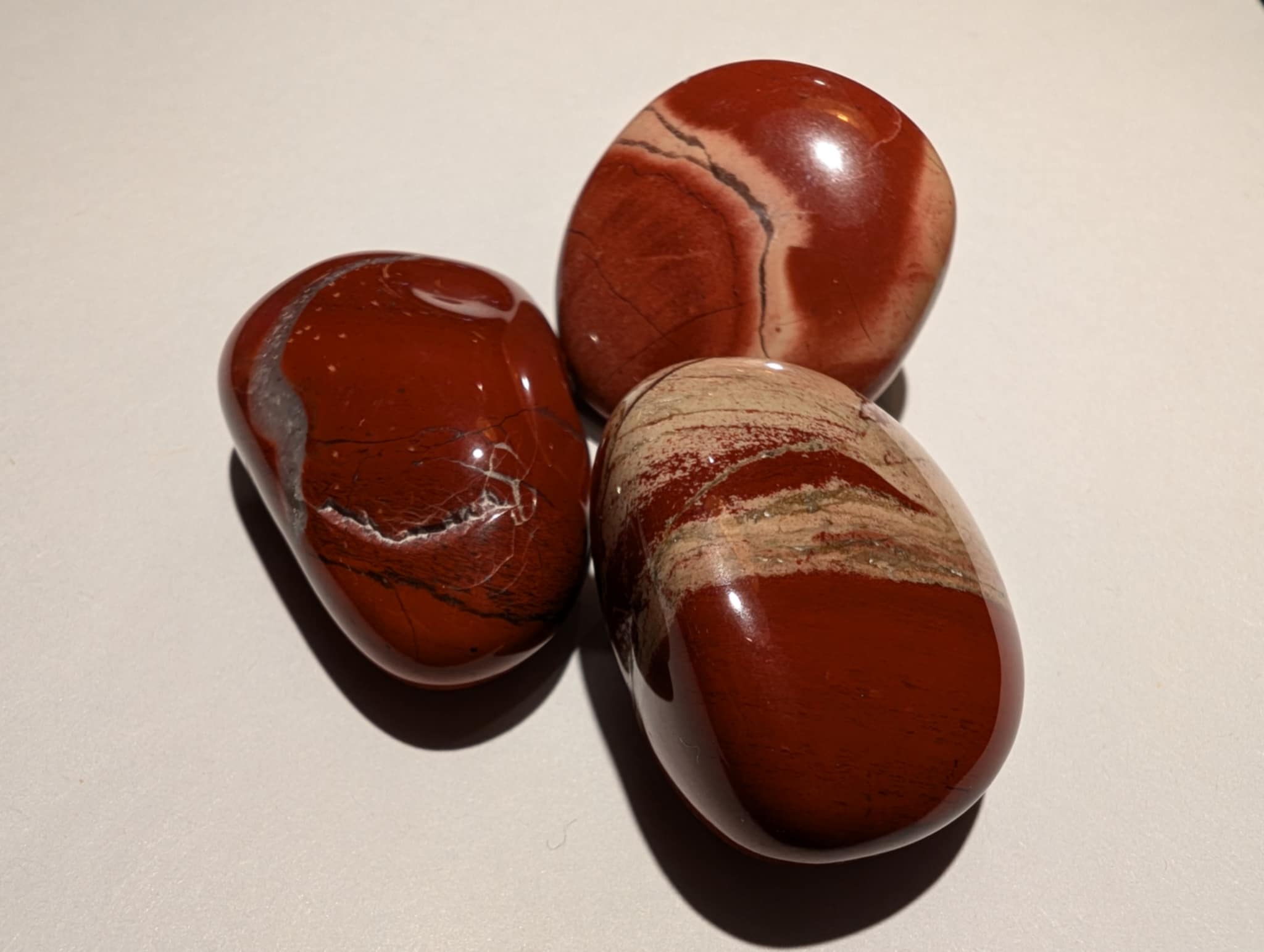Red Jasper Tumbled Stone