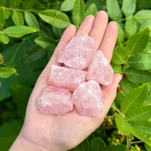 Rose Quartz – Raw Natural Stones